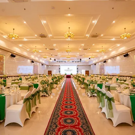 Van Phat Riverside Hotel-3