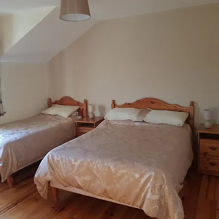 Macreddin Rock Bed & Breakfast-2