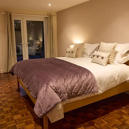 Hunters Lodge Inn-3