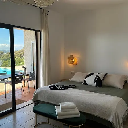 Maison Lumio-2