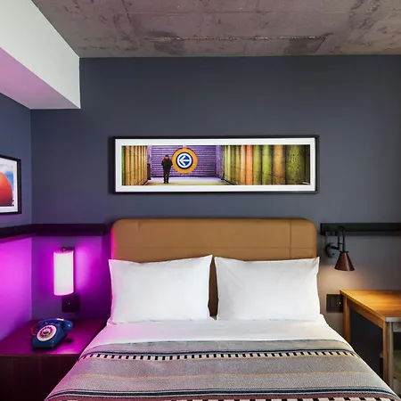 Moxy Montreal Downtown-2