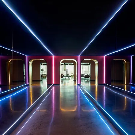 Moxy Montreal Downtown-3