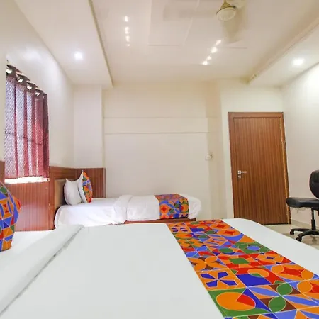 Hotel Madhuvan Near By Relway Stn 700 Meter-2