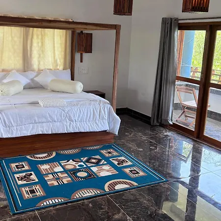 South cliff beach resort-3