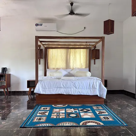 South cliff beach resort-2