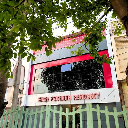 Shree Krishnam Residency Vrindavan Near Iskcon & Prem Mandir-2