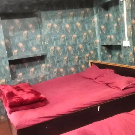 Sri Kashi Kaal Bhairav Guest House-2