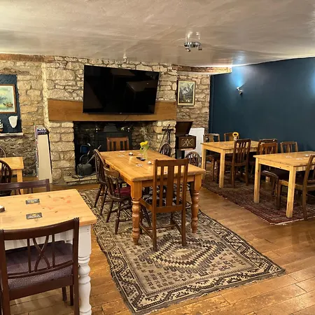 The Black Horse Inn-3