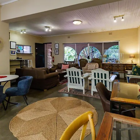 Pumleni Guesthouse-3