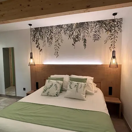 Les Orchidees , Hotel & Restaurant-2