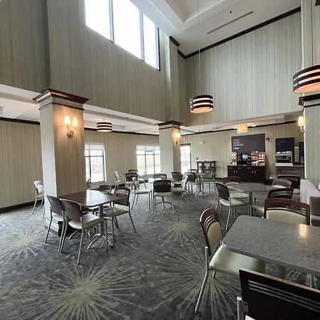 Holiday Inn Express & Suites Morton Peoria Area By Ihg-3