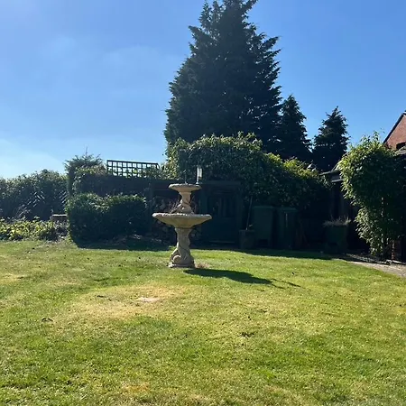 Rolandscroft Guest House-2