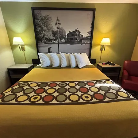 Super 8 By Wyndham Mclean/Bloomington Sw-2