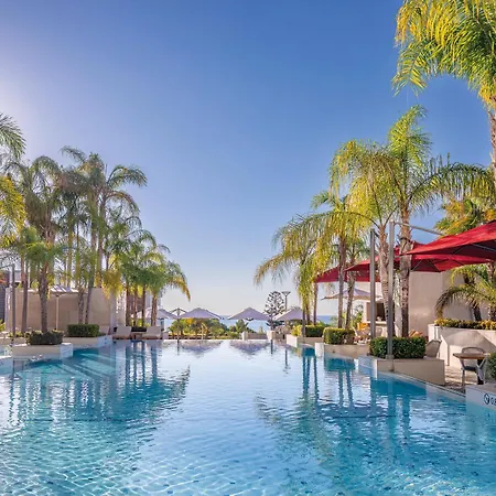 Four Seasons Hotel-2