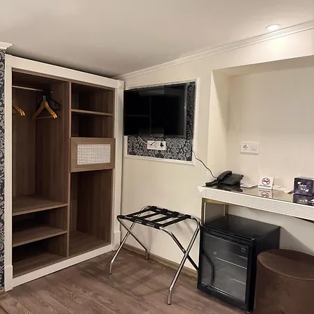 OASIS Guest House Budapest-3