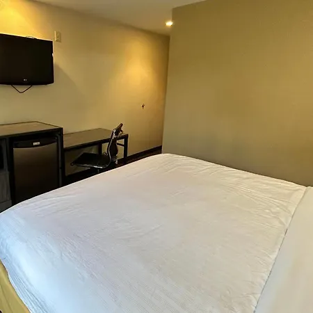Travelodge By Wyndham Arlington/Dallas Area-2