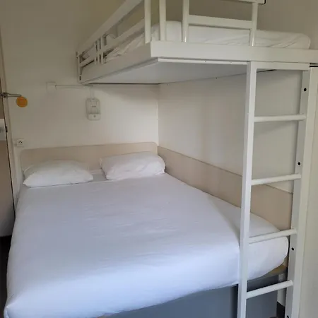 Tip Hotel Cambrai Ex Hotel F1-2