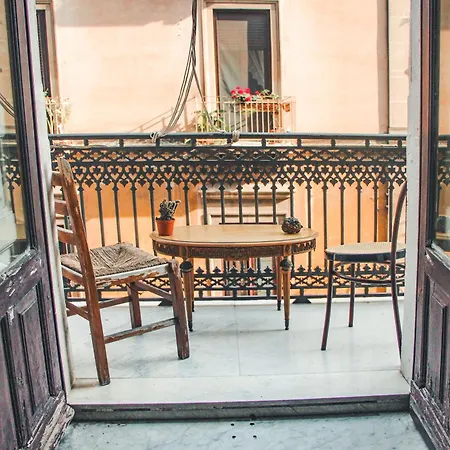 Casa Verdi - House Of Travelers-3