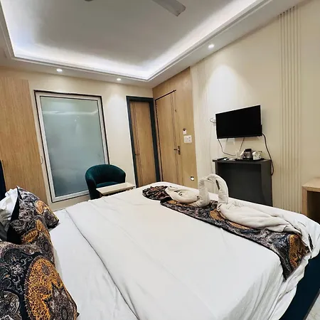 Hotel 51-3