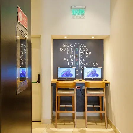 Ibis Quito-2