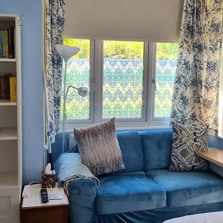 The Witterings Bed And Breakfast-2