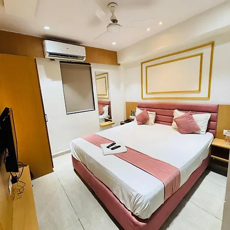 Hotel Cozzy Palace-2
