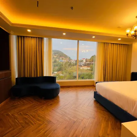 Claret Inn & Suites - Dalhousie-2