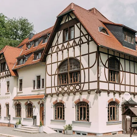 Parkschlösschen Lichtenstein Sachsen-3