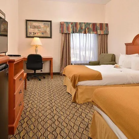 Quality Inn & Suites Jefferson City-3