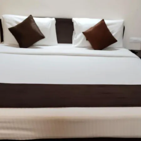 The Hotel Royal Plaza Koyambedu-2