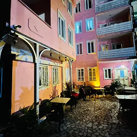 Pembe Koesk Old City Center-2
