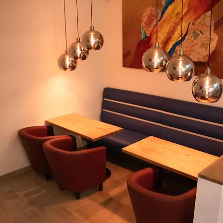 Boutique Hotel Erla-3