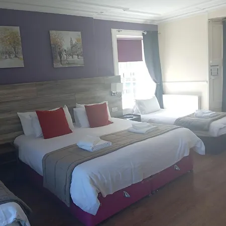 Kinloch Arms Hotel-2