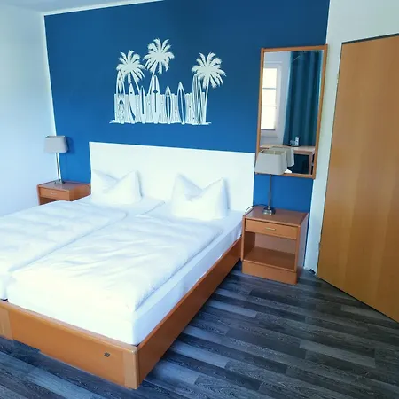 Hotel & Restaurant Am Bodden-2