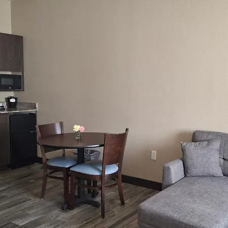 Island Suites-2