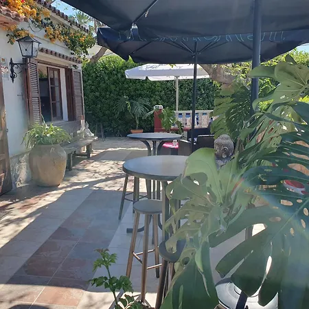 Hostal Mi Campana-2