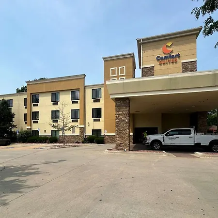 Comfort Suites Topeka Northwest-2