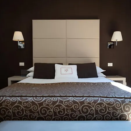 Suite 70 Luxury Collection-2