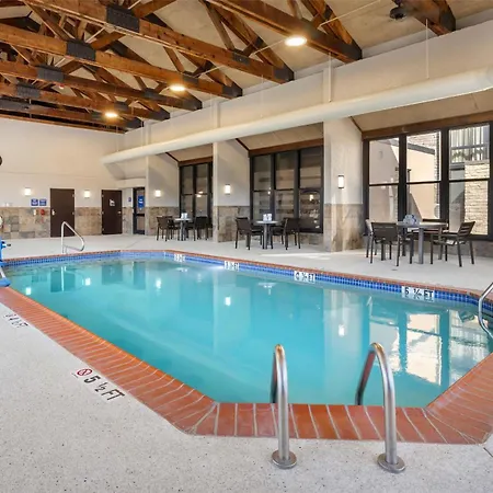 Drury Inn & Suites Paducah-3