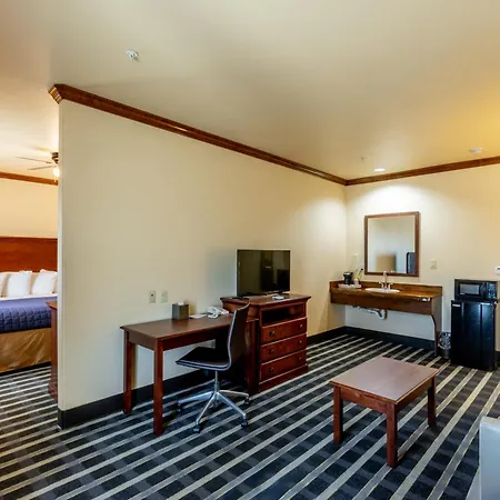 Hotel Texas Hallettsville-2