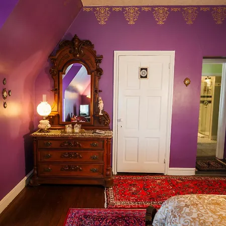 Gifford-Risley House Bed And Breakfast-2
