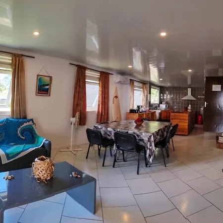 Hava'E Lodge Teahupoo-3