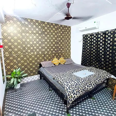 The Hotel Villa-2