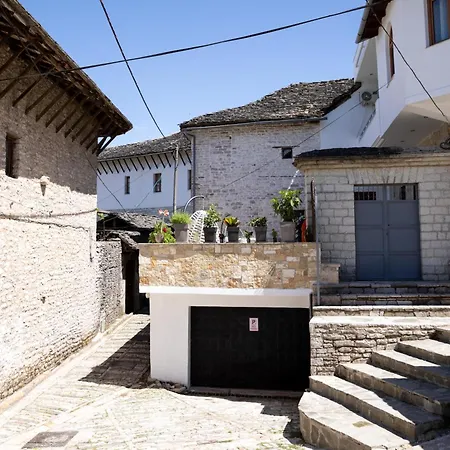Villa Em-2