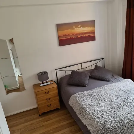 Rooms In Brixton-2