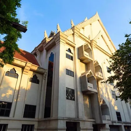 Pannapat Place-2