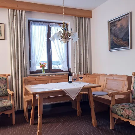 Seehotel Grauer Bär-2