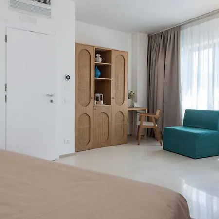 Hotel Albania-2