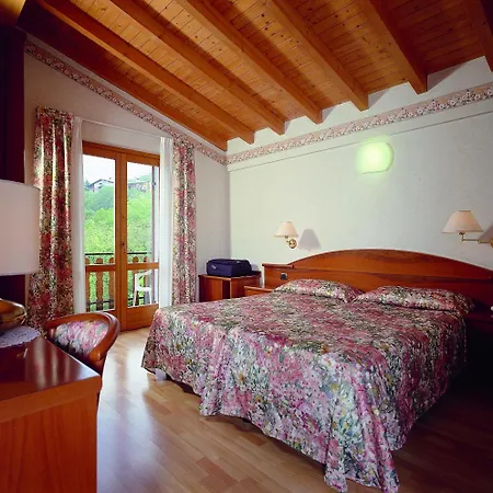 Hotel Diana-3
