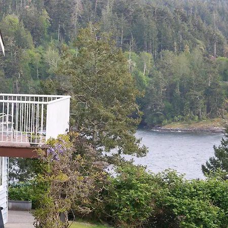 Moonlit Cove B&B-2